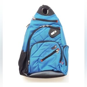 FUL USA Brick House 13" Cross Unisex Laptop Backpack